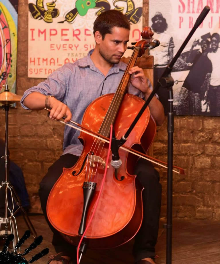 indian cello players suez egypt india