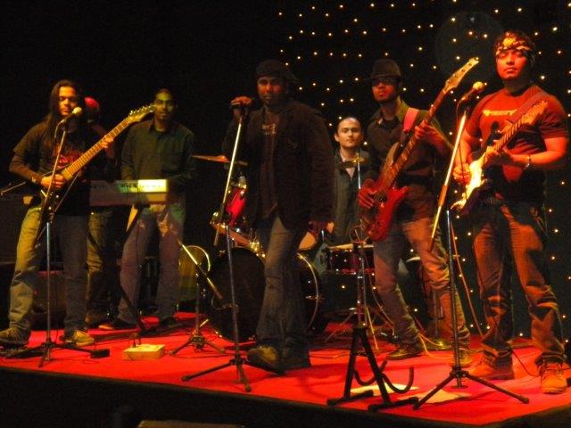 live bands suez egypt