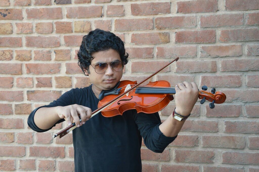 best violin players suez egypt